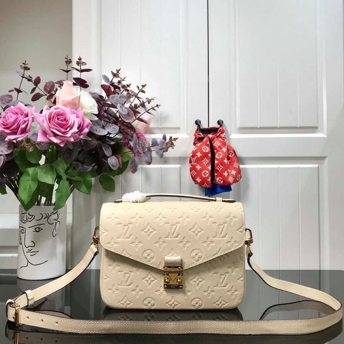 Louis Vuitton Monogram Empreinte Pochette Metis Creme M44738