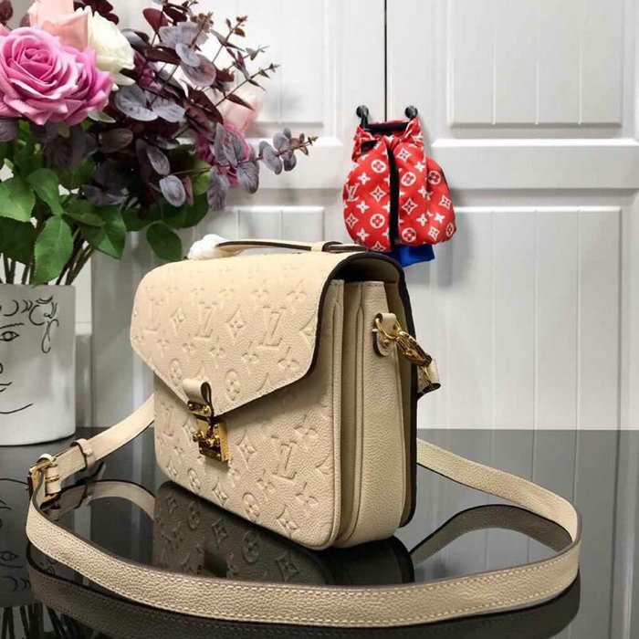 Louis Vuitton Monogram Empreinte Pochette Metis Creme M44738