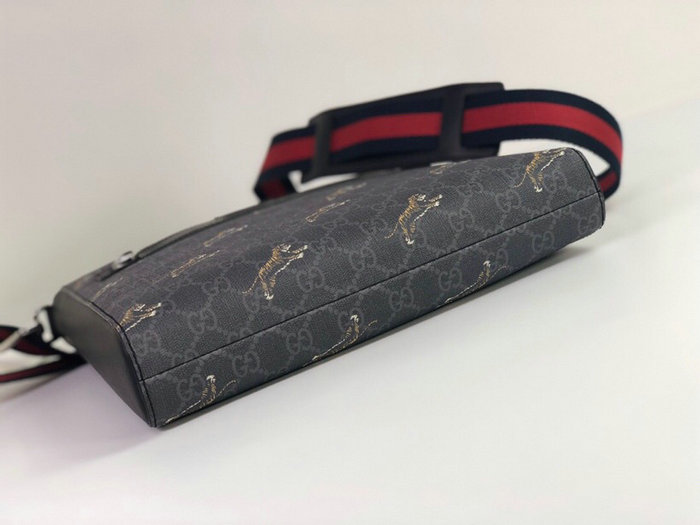 Gucci GG Supreme Tigers Messenger 474137