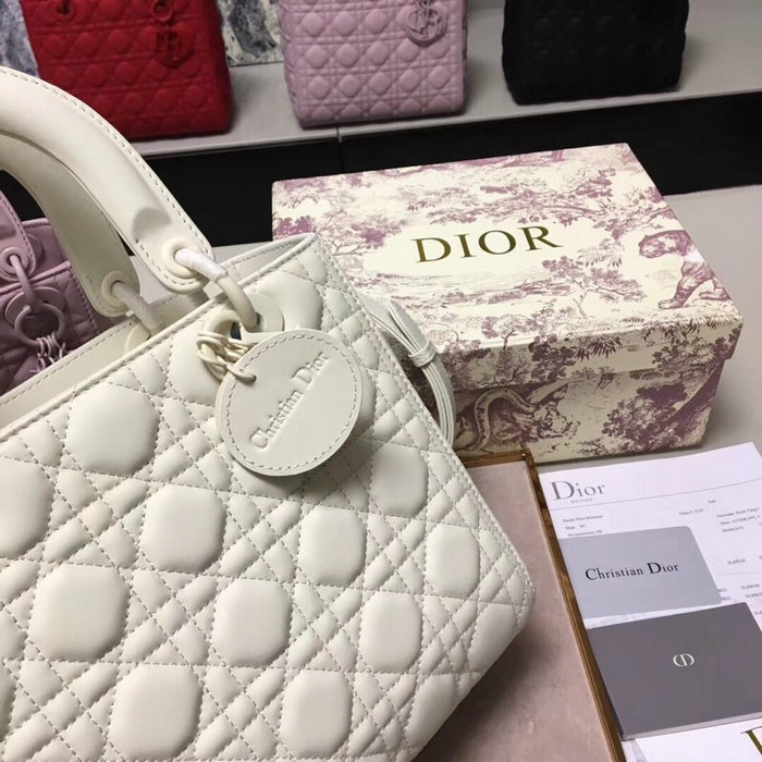 Lady Dior Ultra-Matte Bag White D92401