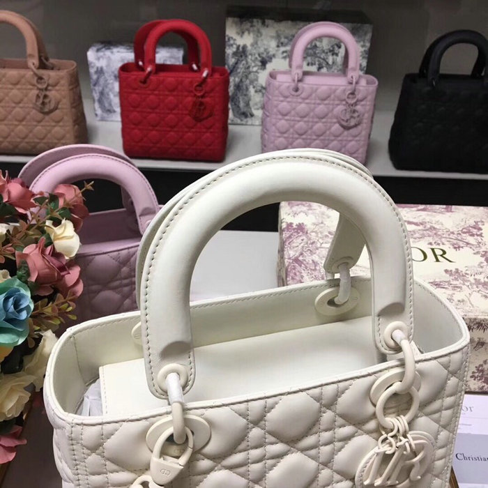 Lady Dior Ultra-Matte Bag White D92401