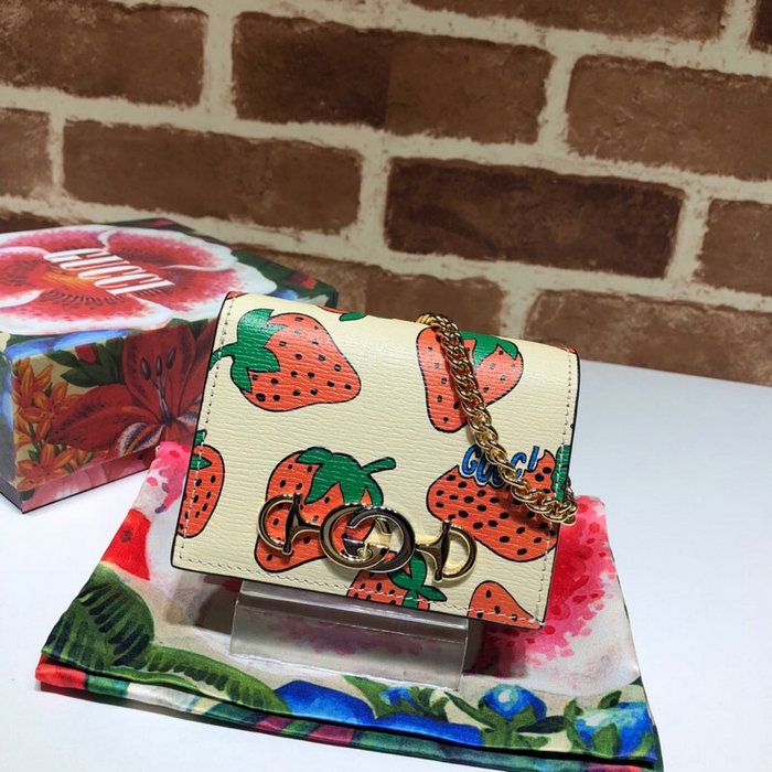 Gucci Zumi Strawberry Print Card Case Wallet 570660