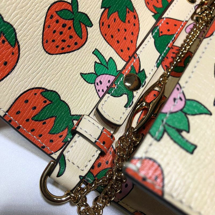 Gucci Zumi Strawberry Print Mini Bag 564718