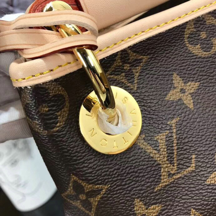 Louis Vuitton Monogram Canvas Artsy MM M44869