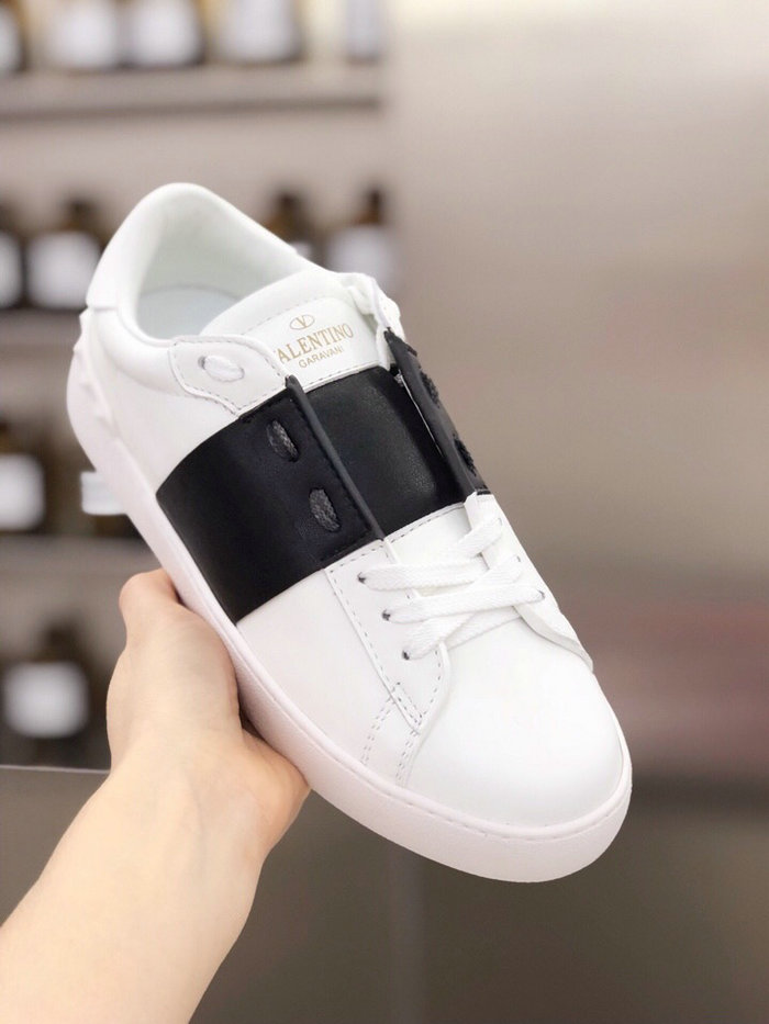 Valentino Garavani Leather Sneakers White VS19065