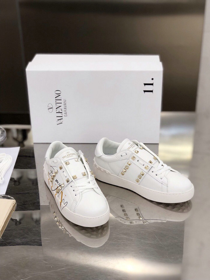 Valentino Garavani Rockstud Leather Sneakers White VS18067