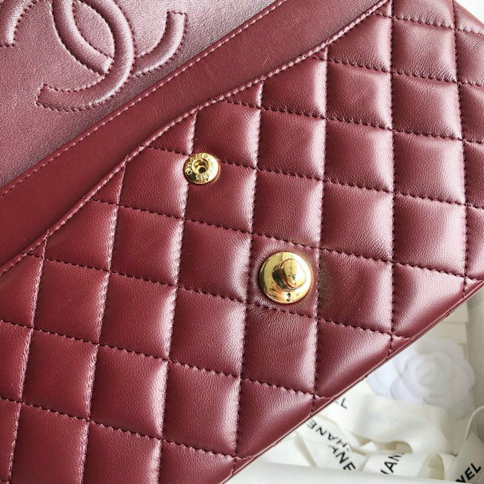 Classic Chanel Lambskin Flap Shoulder Bag Burgundy A1112