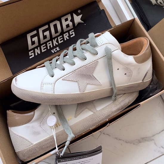 Golden Goose Calfskin Sneaker GG07714