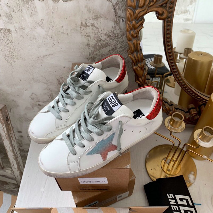 Golden Goose Calfskin Sneaker GG07716