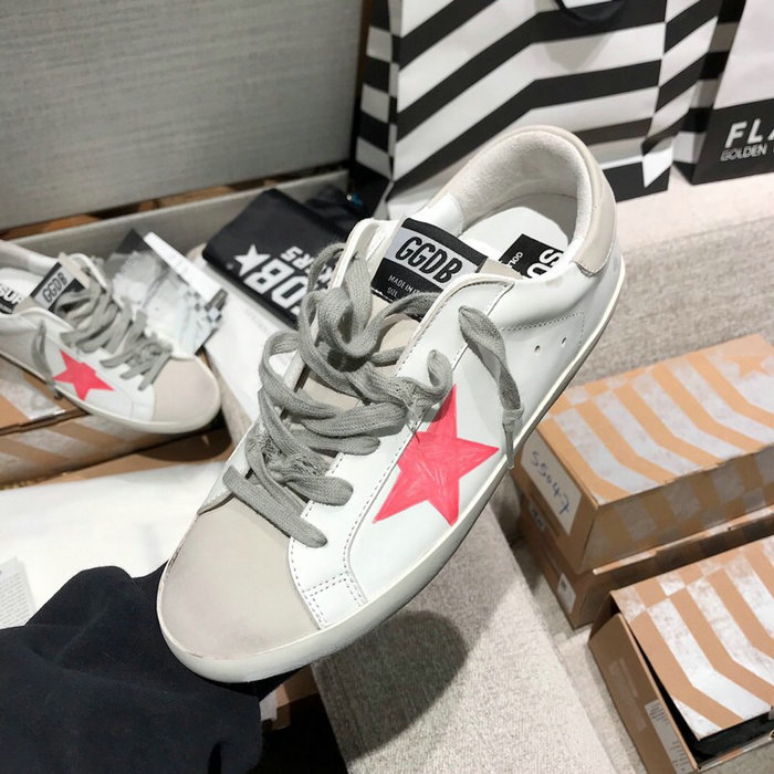 Golden Goose Calfskin Sneaker GG07721