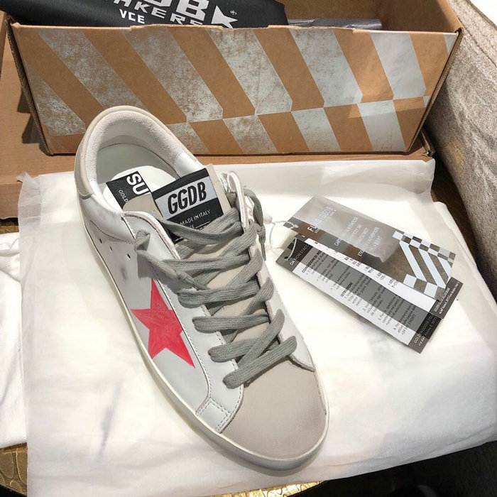 Golden Goose Calfskin Sneaker GG07721