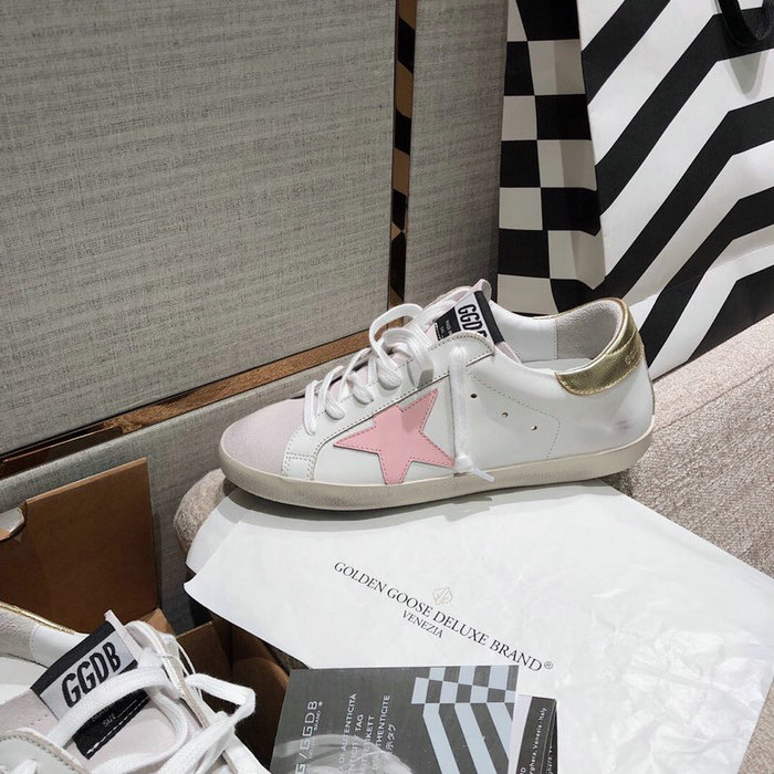 Golden Goose Calfskin Sneaker GG07733