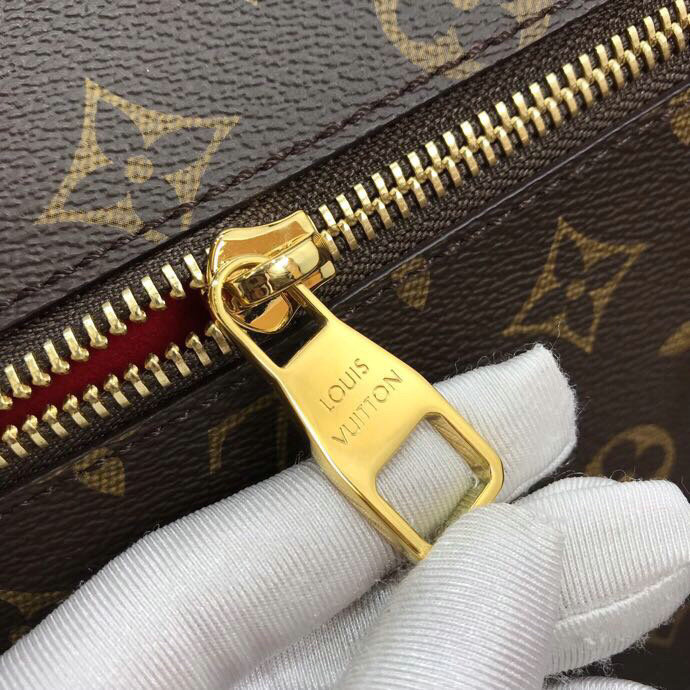 Louis Vuitton Pochette Metis Red M43984