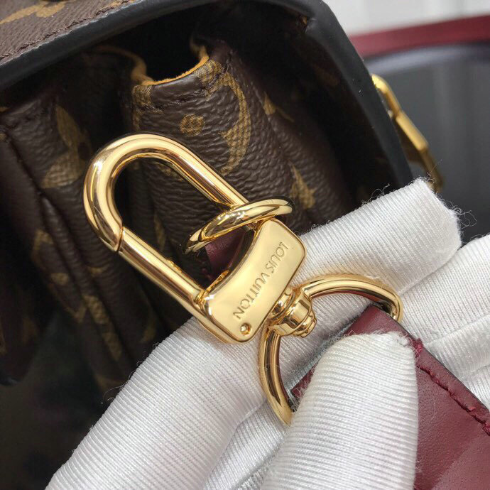 Louis Vuitton Pochette Metis Yellow M43984