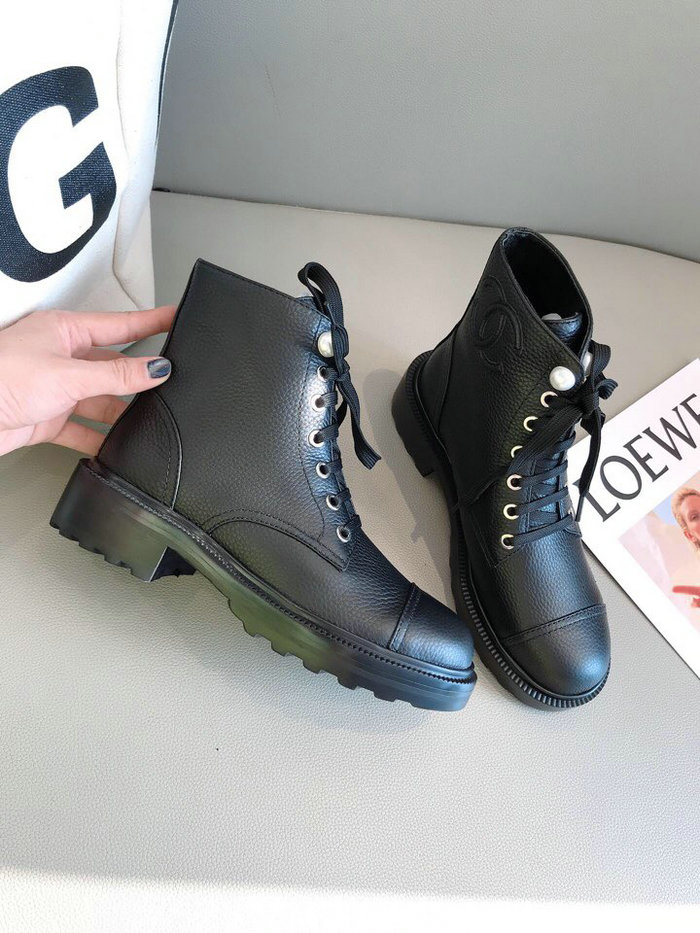 Chanel Grain Calfskin Boot Black CS09274