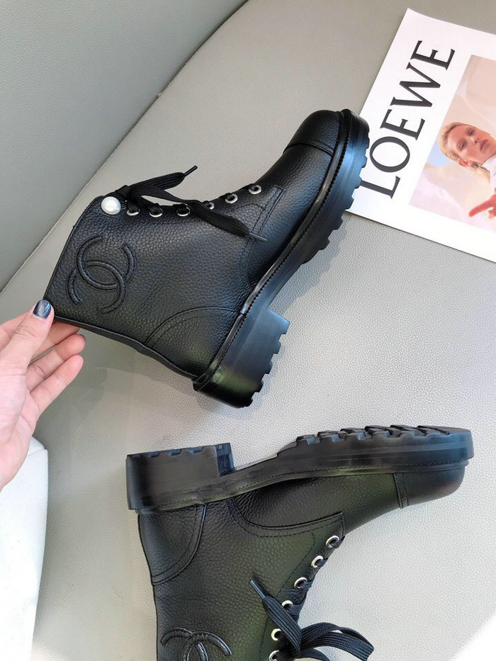 Chanel Grain Calfskin Boot Black CS09274