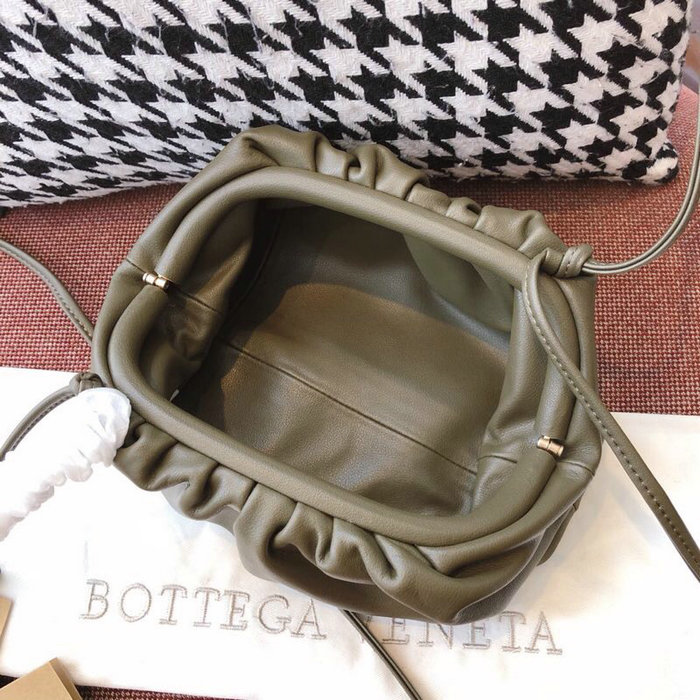 Bottega Veneta The Pouch In Green Butter Calf 576227