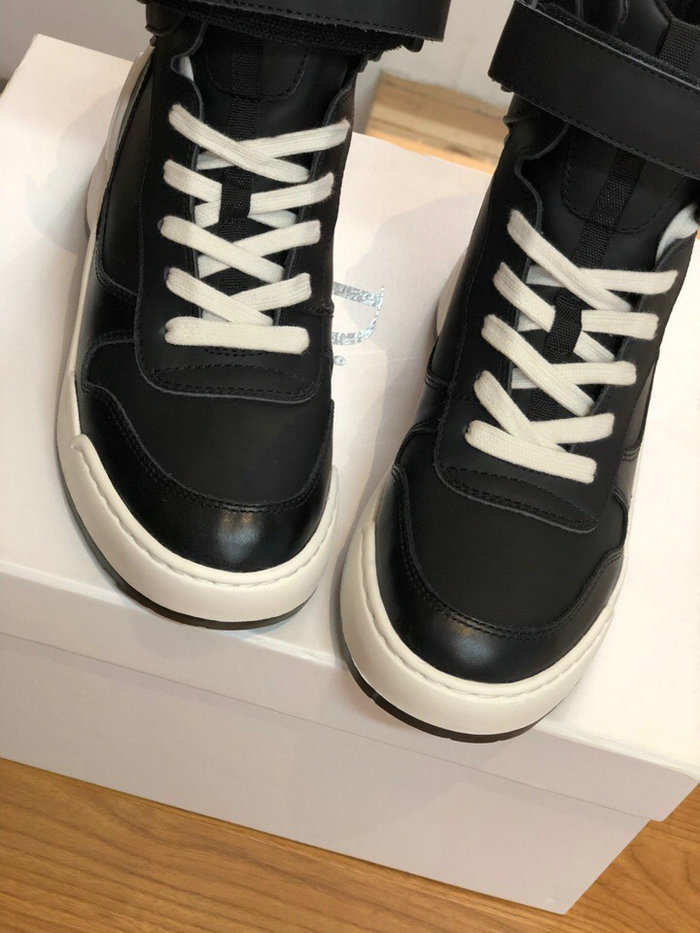 Dior Calfskin Sneaker Black D10051