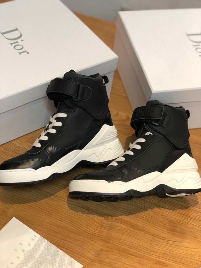 Dior Calfskin Sneaker Black D10051