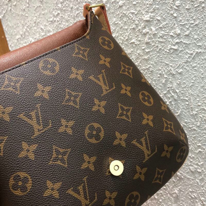 Louis Vuitton Monogram Canvas Messenger Bag M45386