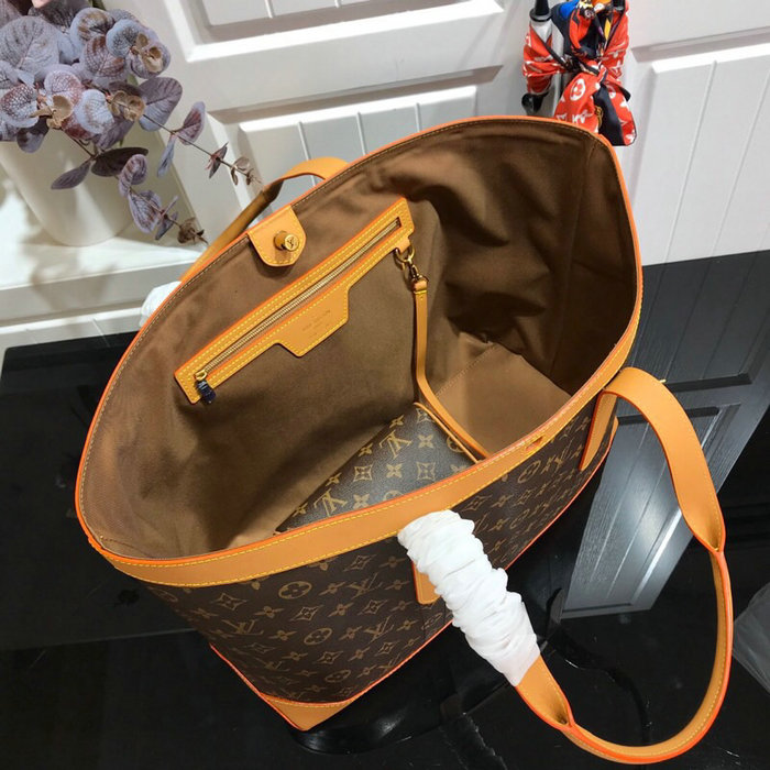 Louis Vuitton Monogram Canvas Tote Bag M43883