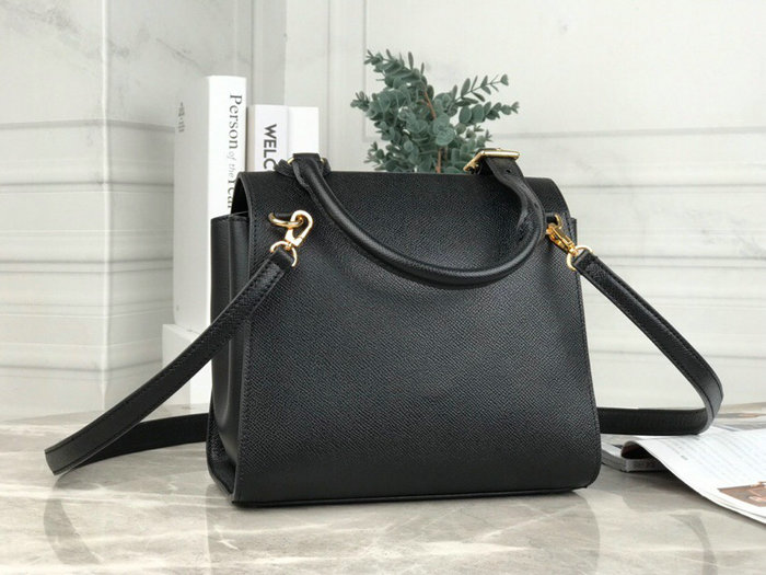 Louis Vuitton The LV Arch Noir M55488