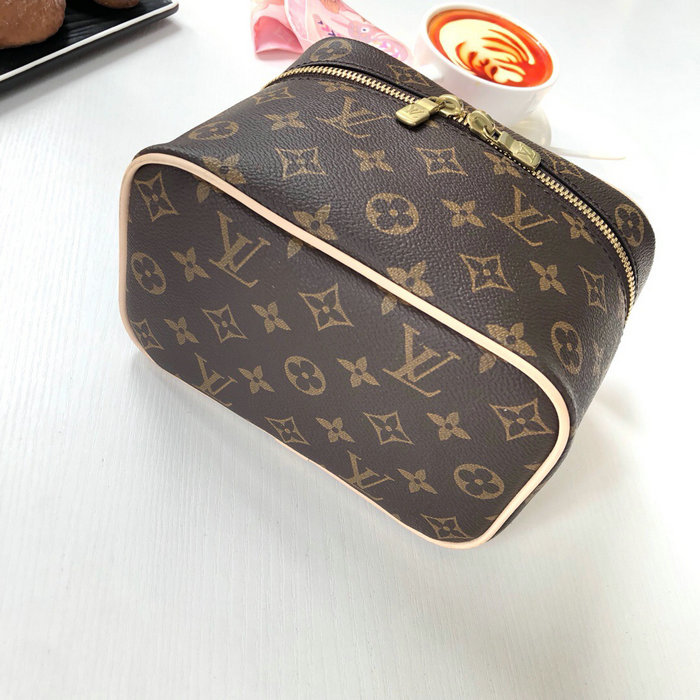 Louis Vuitton Monogram Canvas Nice Mini M44495