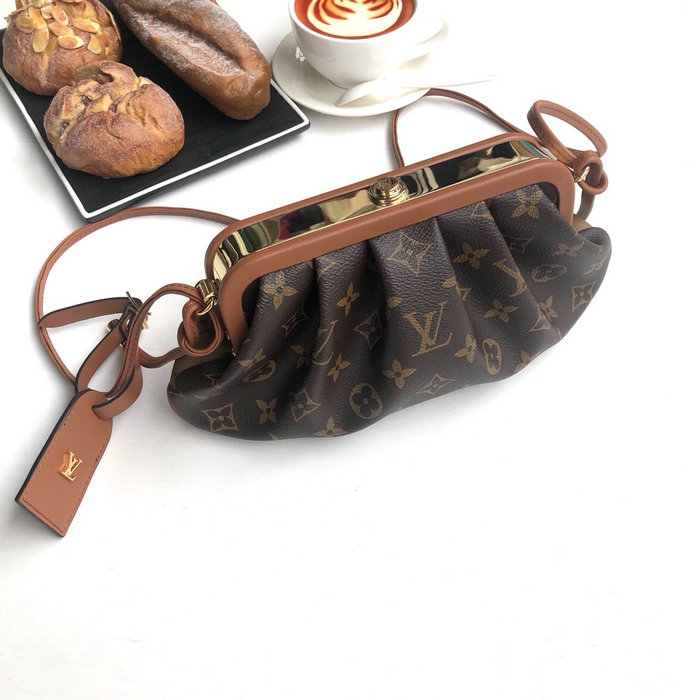 Louis Vuitton Shoulder Bag M66606