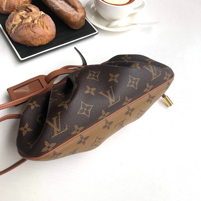 Louis Vuitton Shoulder Bag M66606