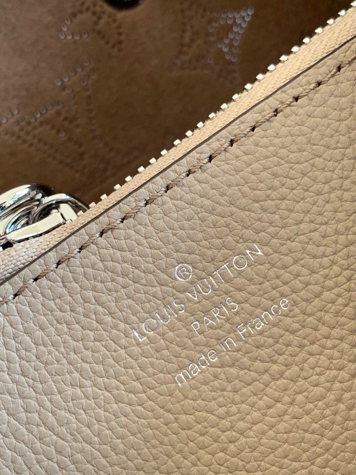 Louis Vuitton Mahina Leather Muria Galet M55801