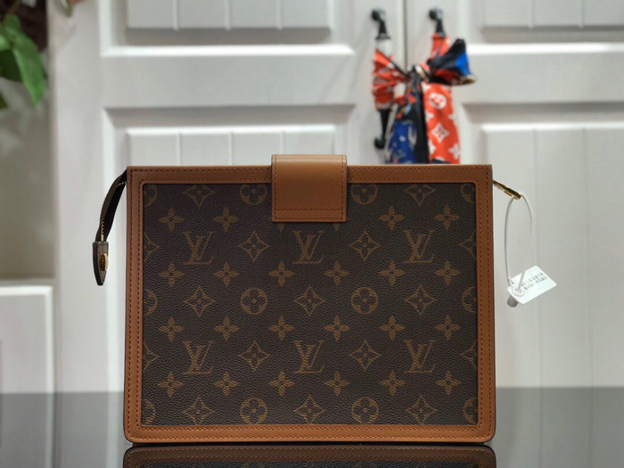 Louis Vuitton Monogram Canvas Cluth M44179