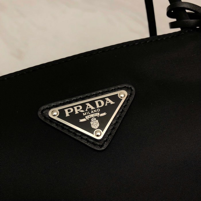 Prada Nylon tote Black 1BG320