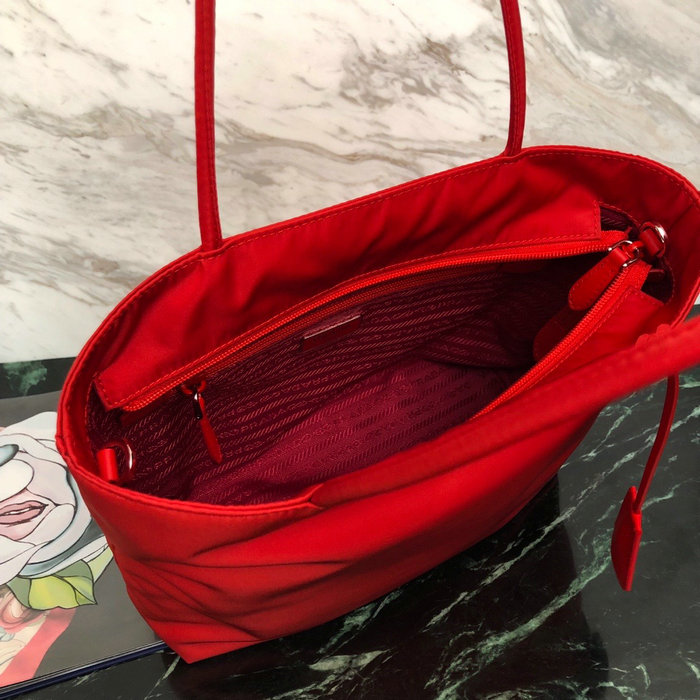 Prada Nylon tote Red 1BG320