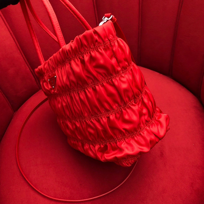 Prada Nylon tote Red 1BG321