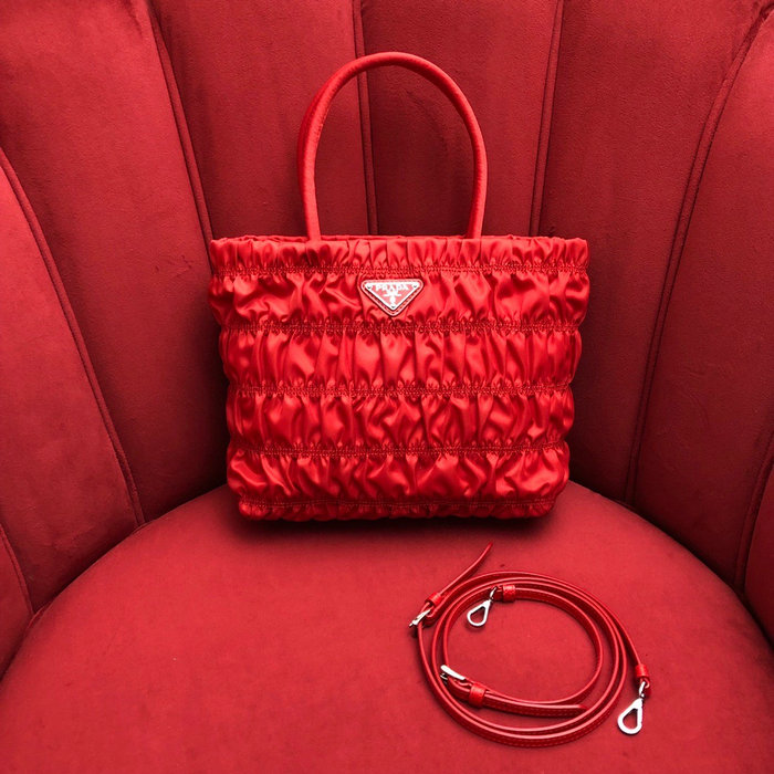 Prada Nylon tote Red 1BG321