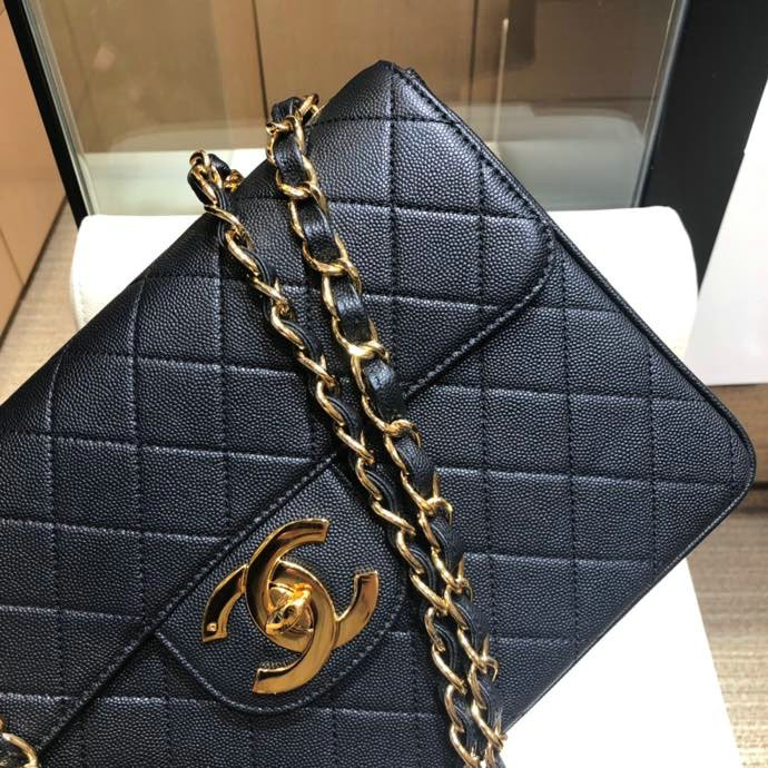 Chanel Grain Calfskin Flap Bag Black A0881