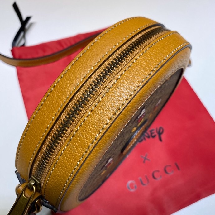 Disney x Gucci Round Shoulder Bag 603938