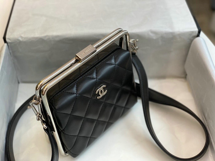 Chanel Lambskin Clutch Black AS1732