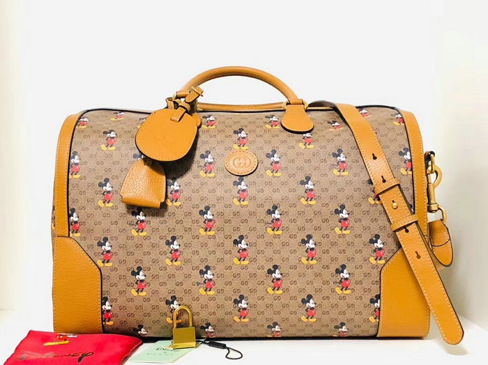 Disney x Gucci medium carry-on duffle 547953