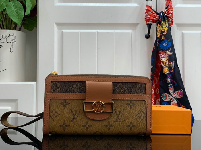 Louis Vuitton Monogram Canvas Clutch Bag M69162