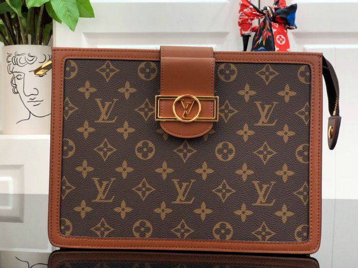 Louis Vuitton Monogram Canvas Dauphine Clutch M441781