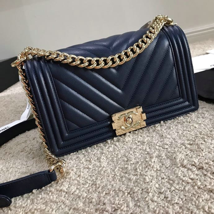 Medium Chanel Chevron Grain Calfskin Boy Bag Blue A67086