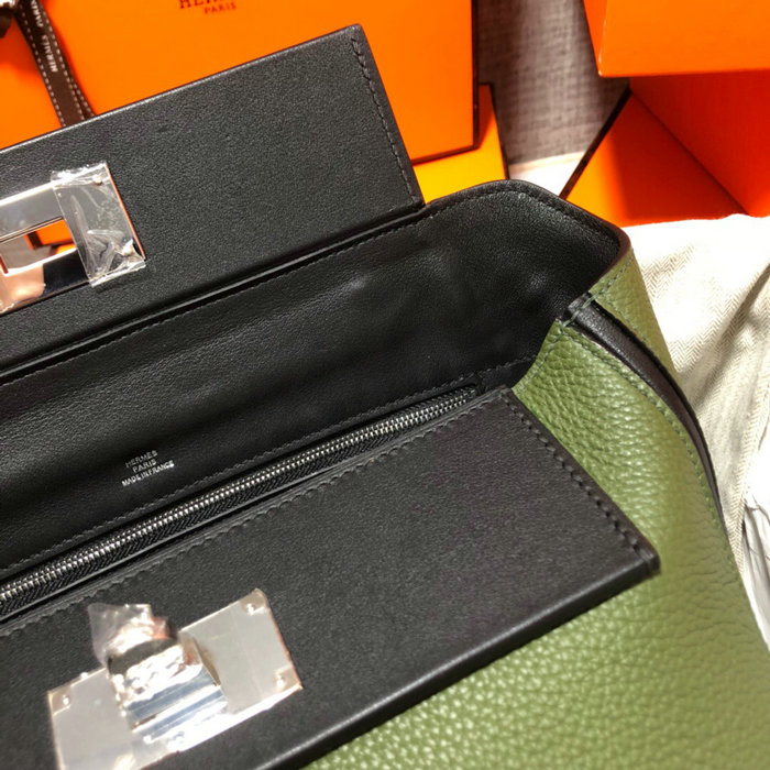 Hermes Kelly 24/24 Togo Leather Bag Green and Black H06131