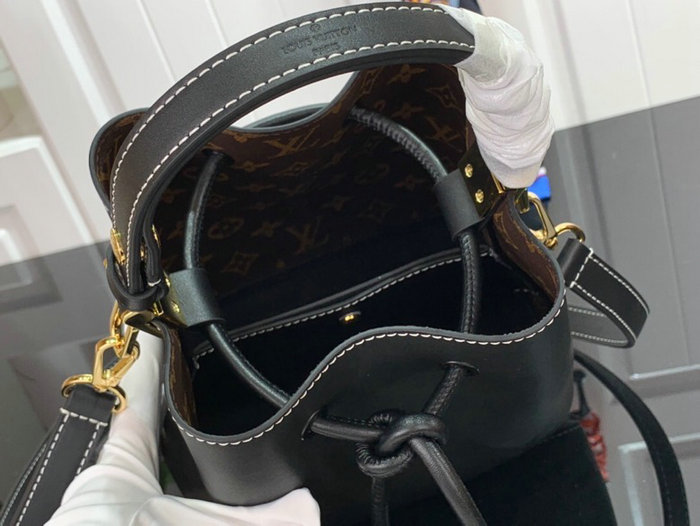 Louis Vuitton Calfskin Neonoe BB M45396