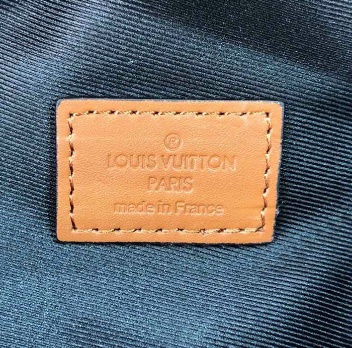 Louis Vuitton Discovery Bumbag M45220