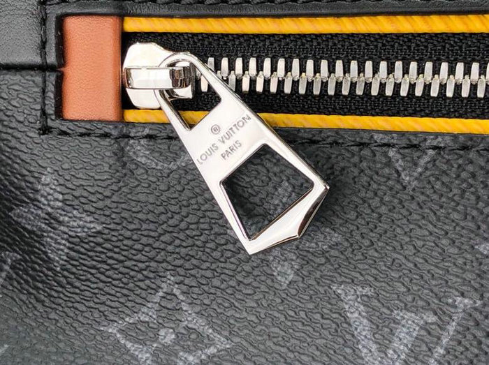 Louis Vuitton Discovery Bumbag M45220