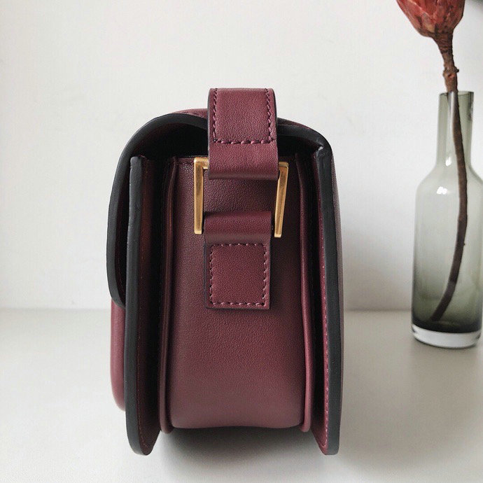 Valentino Garavani Supervee Calfskin Crossbody Bag Burgundy V07191