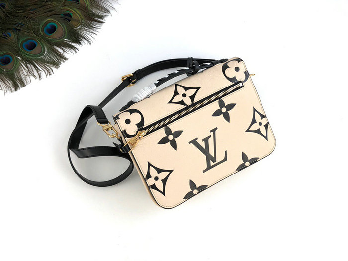 LV Crafty Pochette Metis Cream M45384