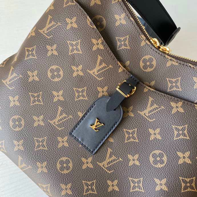 Louis Vuitton Odeon MM Black M45355