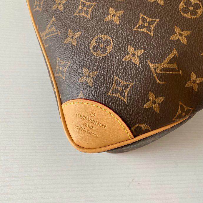 Louis Vuitton Odeon MM Natural M45355